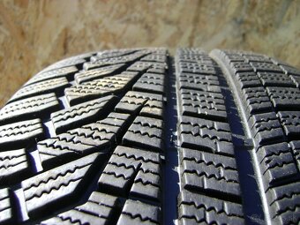 235/45 r17 zimne pneumatiky hankook - 4