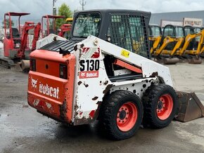 Smykový nakladač Bobcat S130 - 4