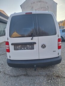 VW CADDY 1.6TDI ROK 2011 - 4