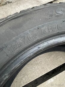 SEBRING 195/60 R16C 2x=70€ - 4