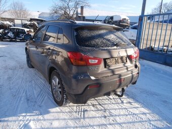 Mitsubishi ASX - 4