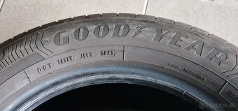 205/60 R16 Goodyear - 4