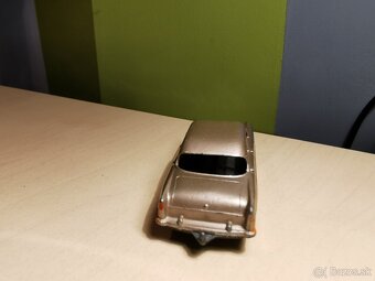 RARITKA Matchbox lesney Ford Zodiac - 4