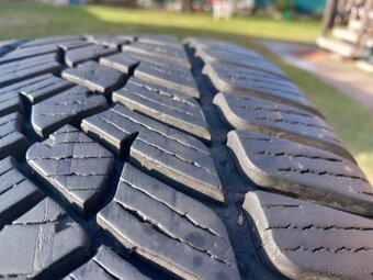 215/55 r17 zimne pneumatiky - 4