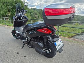 YAMAHA X MAX 125 i - 4