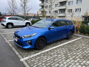 Kia Ceed SW 1,4 T-GDi Individuál výbava A/T - 4