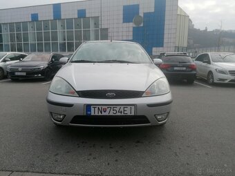 Ford Focus sedan 1.8i - 4