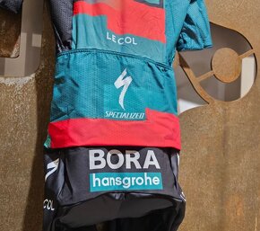 Originálny Aero Dres Set Bora – Staň sa Súčasťou Tímu bora - 4