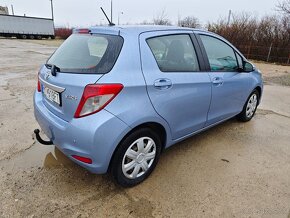 Toyota Yaris 1.3 benzín, 2011 v dobrom stave - 4