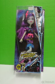 Monster High bábika 2x Ari Hauntington - 4