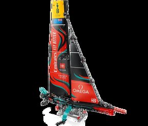 LEGO® 42174 Emirates Team New Zealand AC75 Yacht - 4