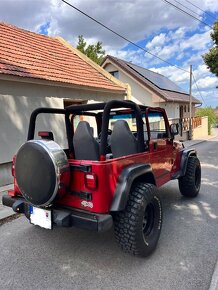 Jeep Wrangler - 4