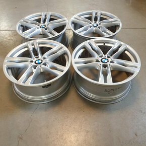 Originál BMW disky dvojrozmer 5x120 R20 ET33/ET44 - 4