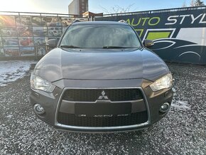 Mitsubishi Outlander 2.2 DI-D TC-SST Intense AUTOMAT 4X4 - 4