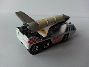 MATCHBOX - NASA TRANSPORTER + CORGI RAKETOPLÁN-REZERVOVANÝ - 4