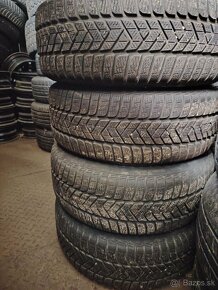 225/45R18 - 4