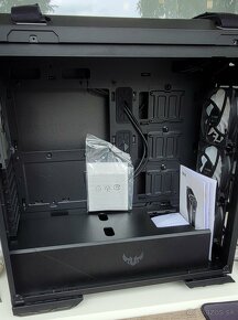 ASUS TUF Gaming GT501 - 4