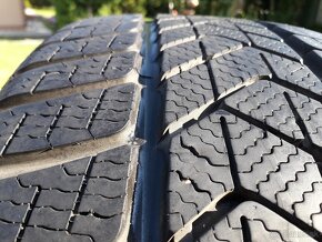 235/45 r18 zimne pneumatiky - 4