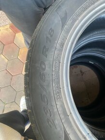 235/60 r18 pirelli - 4