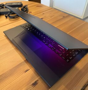 Predám ASUS K6500z s vysokým výkonom na prácu a hranie - 4