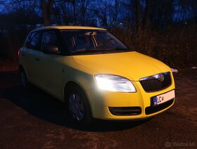 Škoda Fabia II benzín r.2010 žltá slniečková - TOP PONUKA - 4