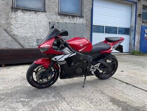 Yamaha YZF R6 2004 - 4