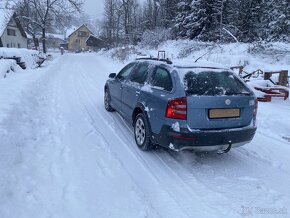 Škoda octavia scout 2.0 Tdi - 4