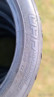 Letne pneu 245/40R18 - 4