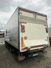 Iveco eurocargo 12t Chladiak čelo - 4