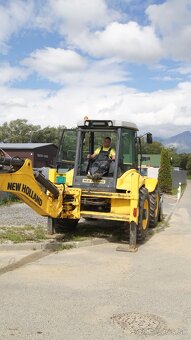 Traktorbager NEW HOLLAND B115B - 4