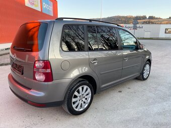 Volkswagen Touran 1.9 TDI 77KW - 4