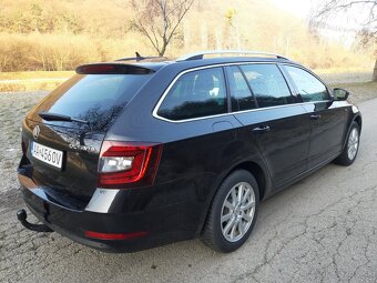 ŠKODA OCTAVIA COMBI 2,0 TDI DSG - 4