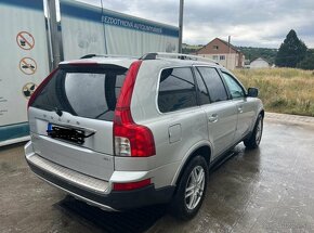 Volvo XC90 - 4