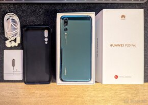 Huawei P20 Pro Midnight Blue so slúchadlami - 4