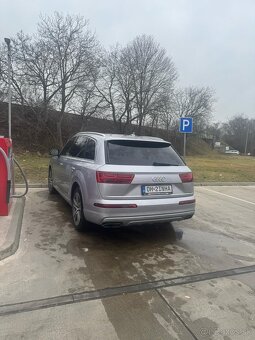 Audi Q7 3.0 D - 4