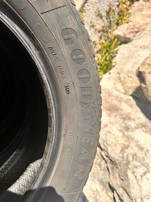 Zimné Pneu 235/55 R17 - 4