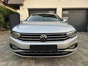 Volkswagen Passat Variant 2.0 TDI EVO Business DSG - 4