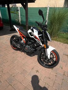 KTM Duke 125 - 4