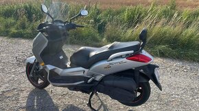 Yamaha XMAX 125 - 4