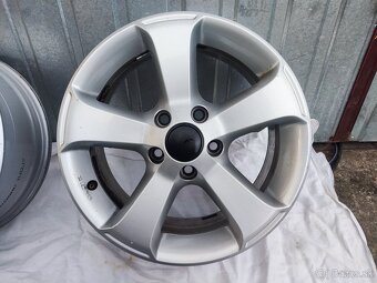 Zimné disky originál VW 5x112 205/55 R16 - 4