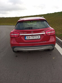 Mercedes-Benz GLA 200 CDI - 4