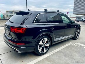 Audi SQ7 4.0TDI V8 320kW AT8 Quattro - 4