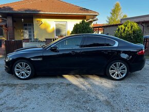 Jaguar XE 2.0d 180k Portfolio - 4