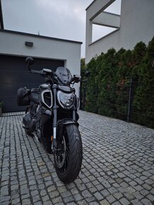 DUCATI Diavel V4 - 4