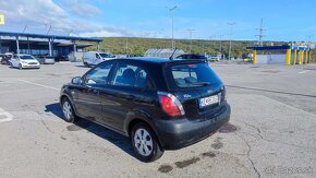 Kia Rio 1.4 - 4