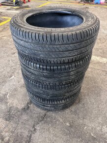 225/55 R17 C Michelin Agilis3 - 4