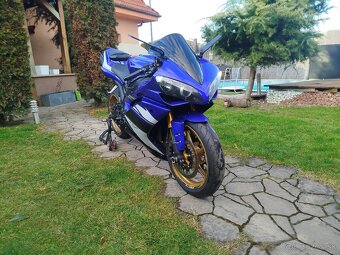 Yamaha Yzf R1 RN19 - 4