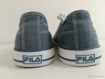 FILA - 4