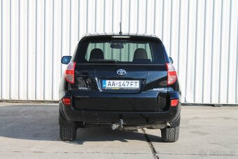 Toyota RAV4 2.2 D-Cat 110kW Automat - 4