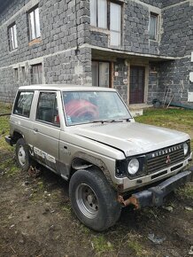 Mitsubishi pajero 1 2.5 td - 4